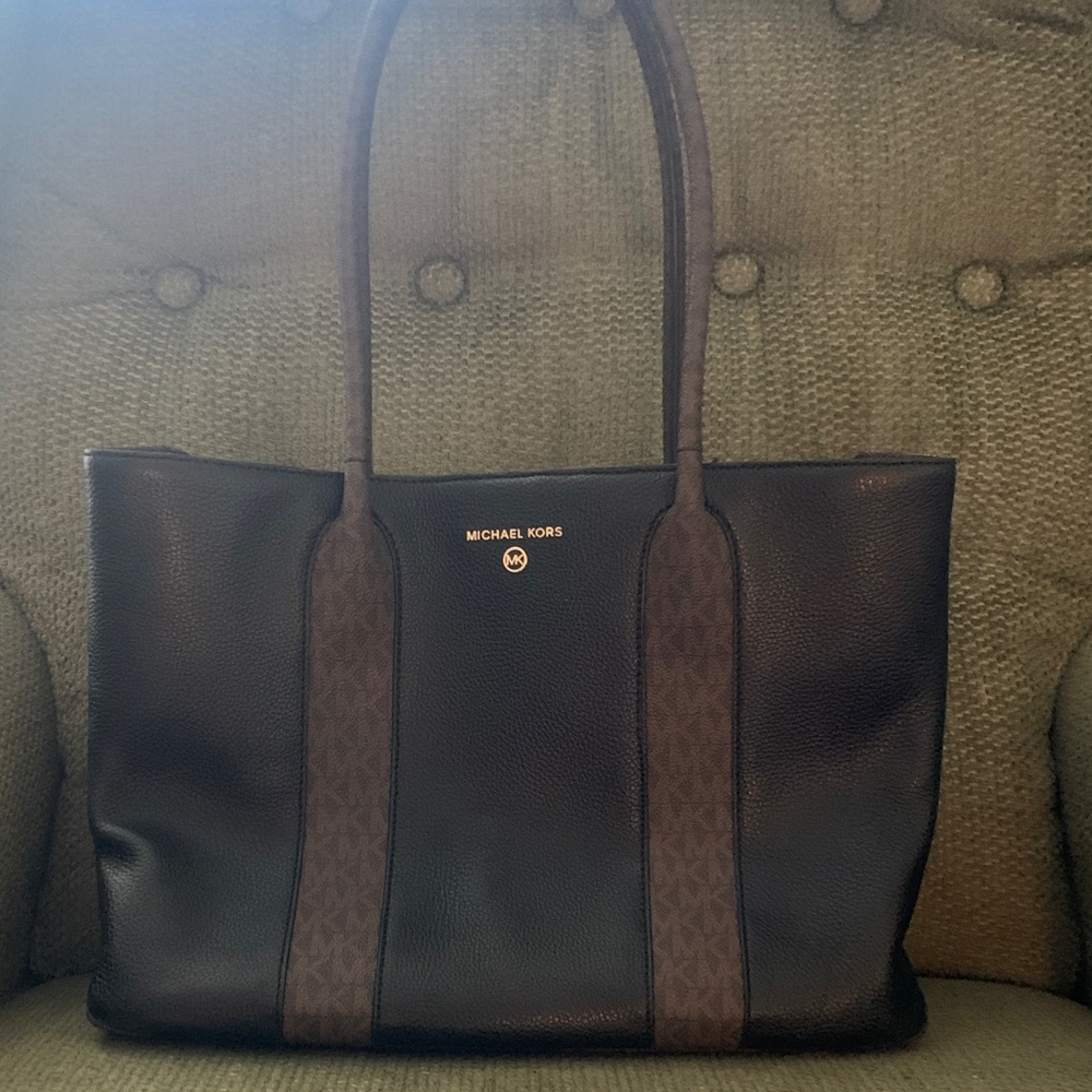 Michael Kors Austin Large Pebbled Leather Satchel